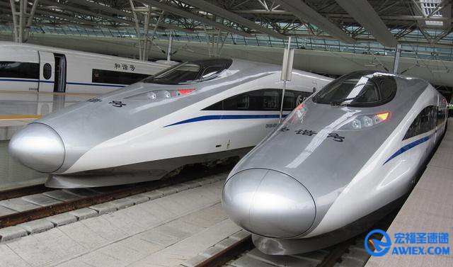 铁路增开电商快递专列：顺丰申通京东包揽